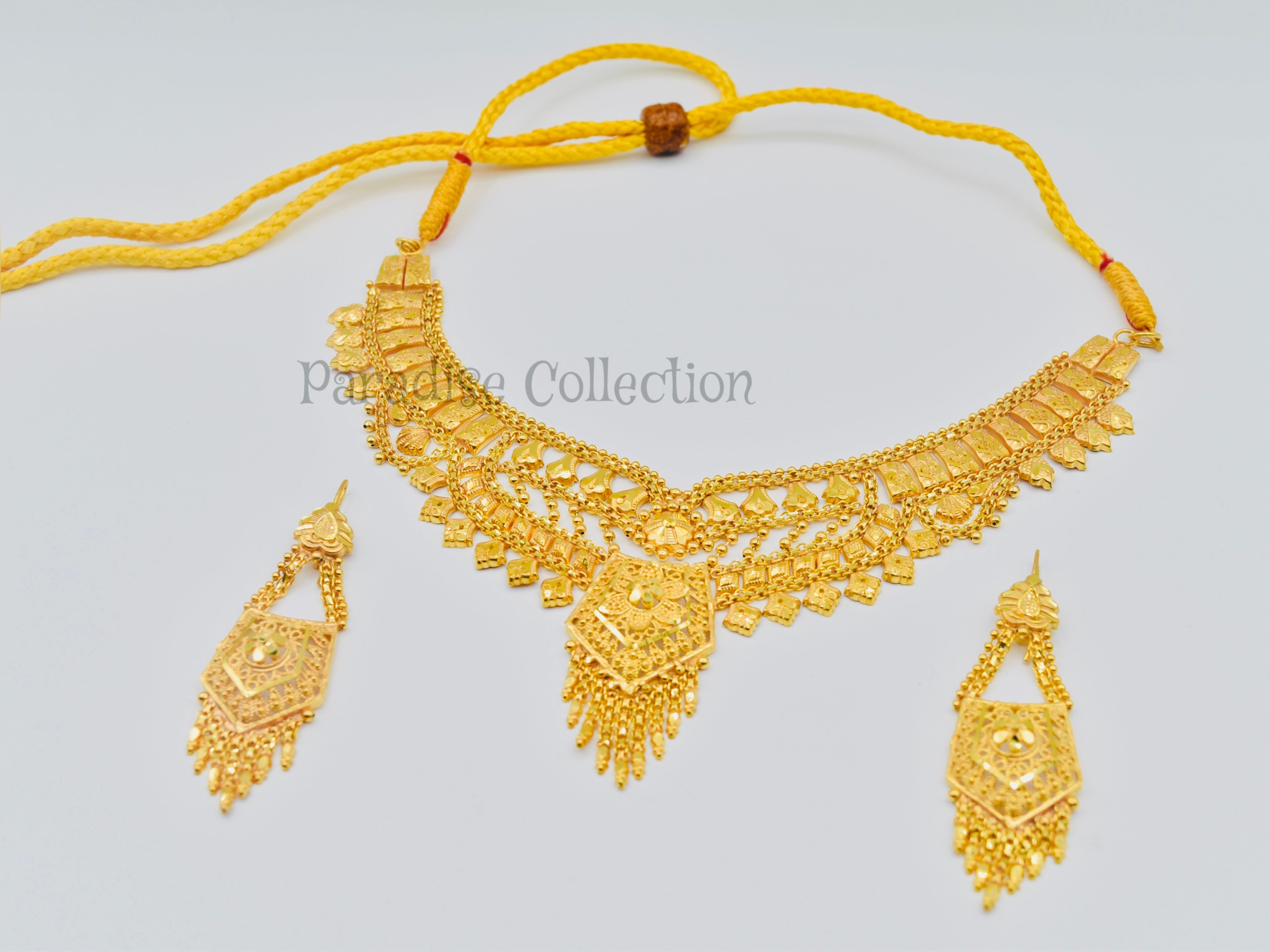 Rock By Wearing Our Jewellery, Buy Gorgeous Necklace Set With Free Jewellery Box