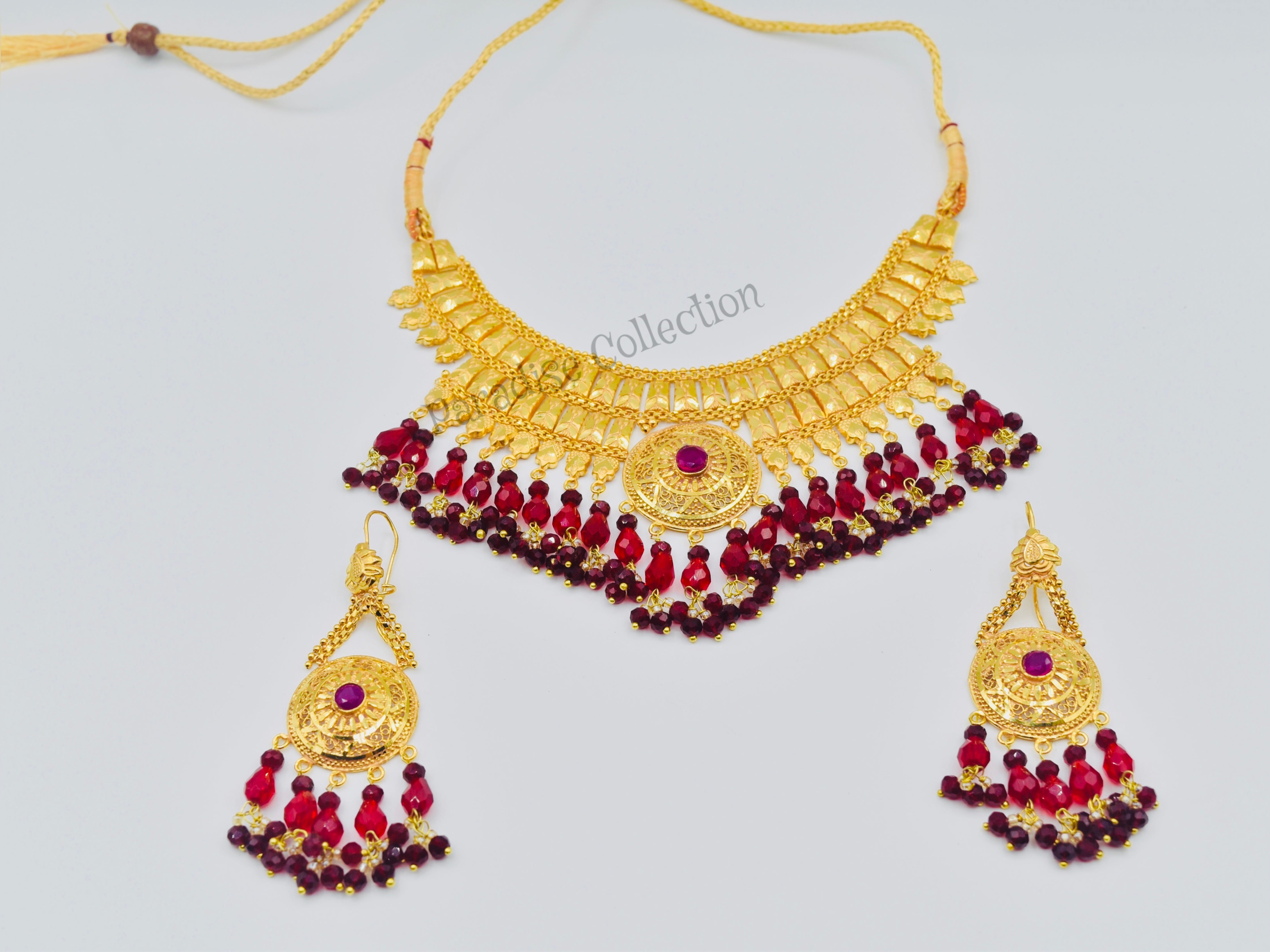 SHOP THE LATEST TRENDS β THE MOST SIGNIFICANT NECKLACE SET WITH A FREE JEWELRY BOX TO ELEVATE YOUR STYLE β¨