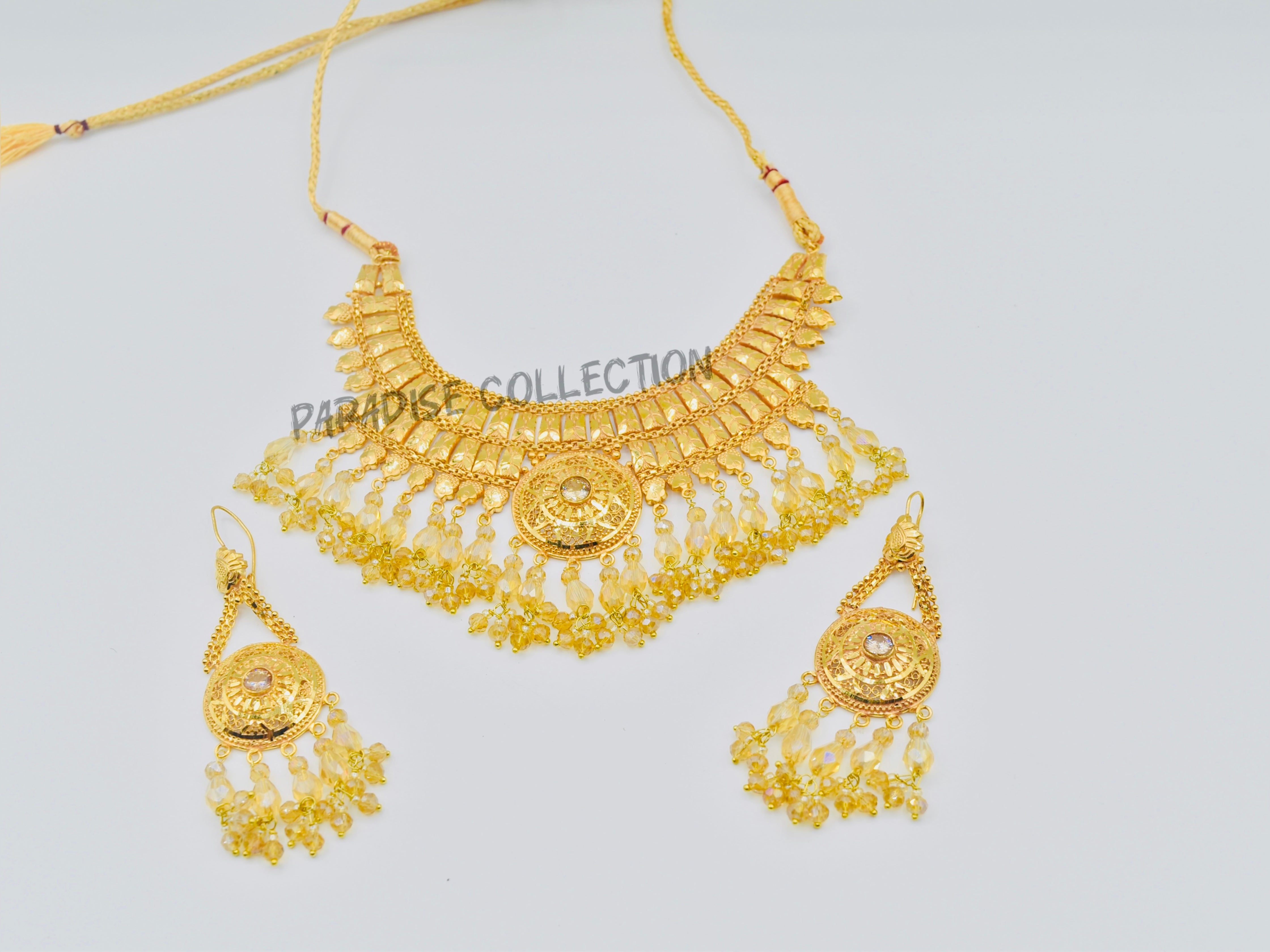 THE PERFECT PLACE TO FIND THE PERFECT PIECE Necklace Set with a FREE Jewelry Box to Complete Your Look! ✨