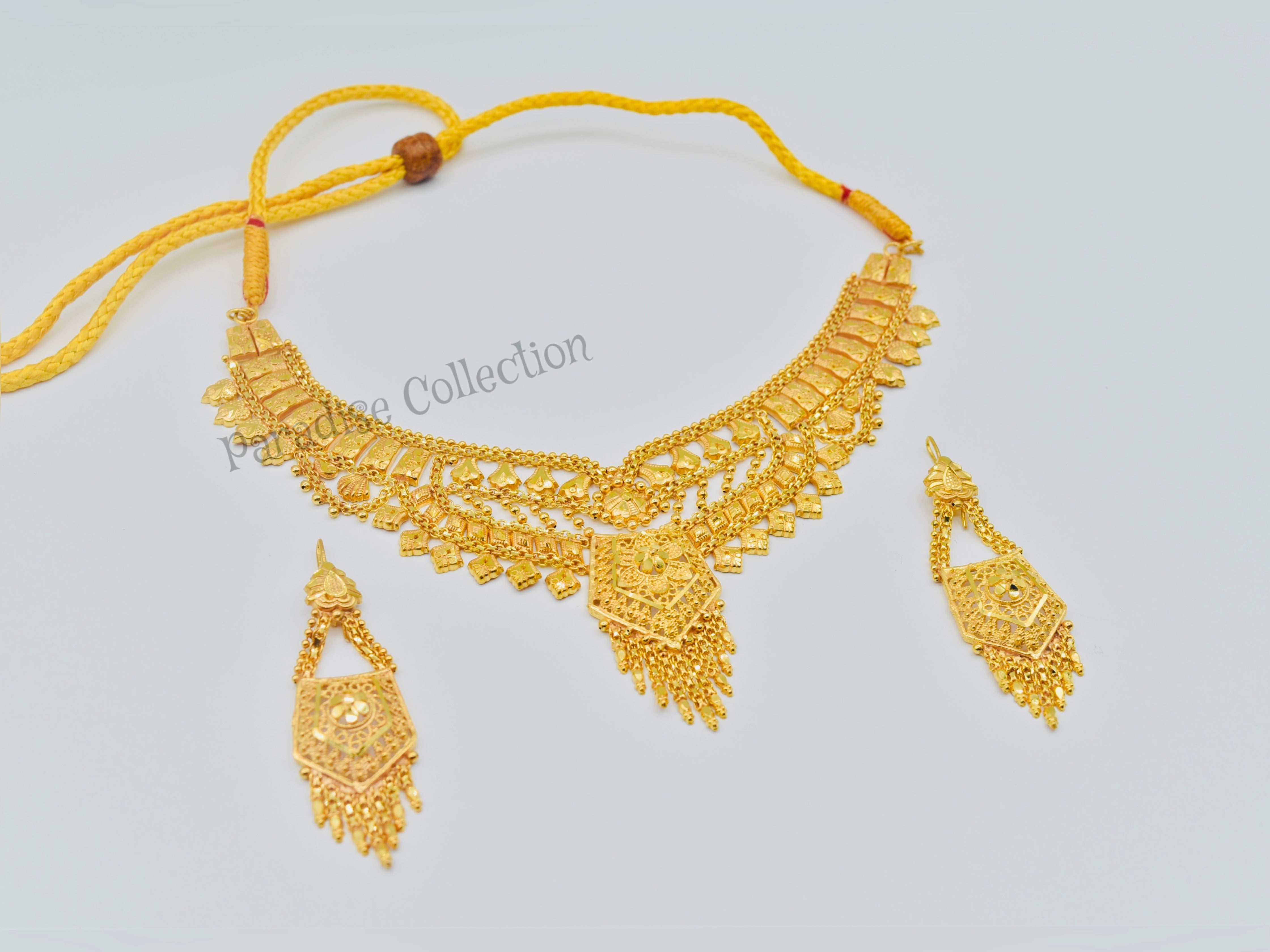 Rock By Wearing Our Jewellery, Buy Gorgeous Necklace Set With Free Jewellery Box