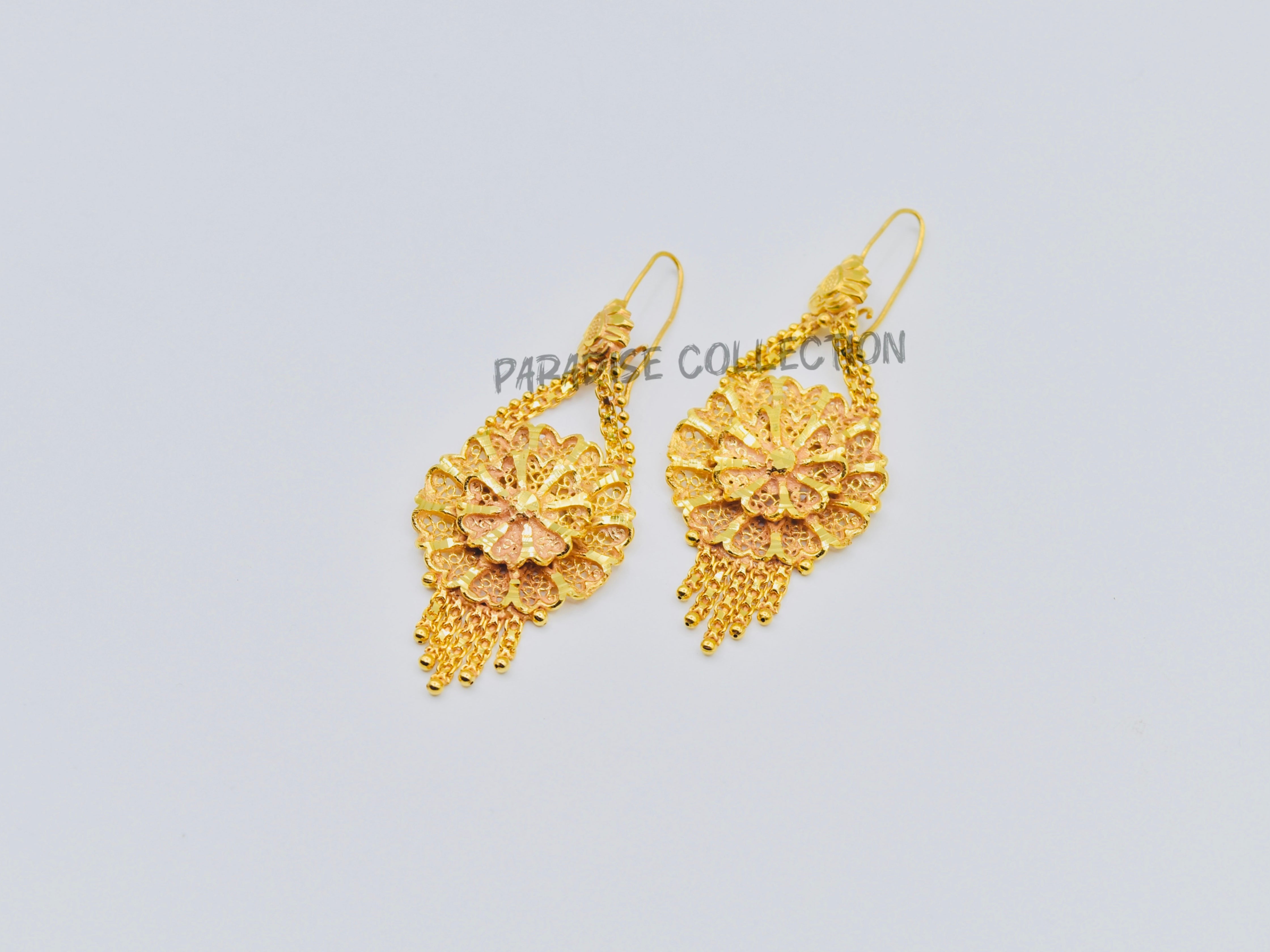 EXQUISITE EARRINGS SET - FREE JEWELLERY BOX INCLUDED - UNVEIL A WORLD OF ELEGANCE AND GRACE ✨