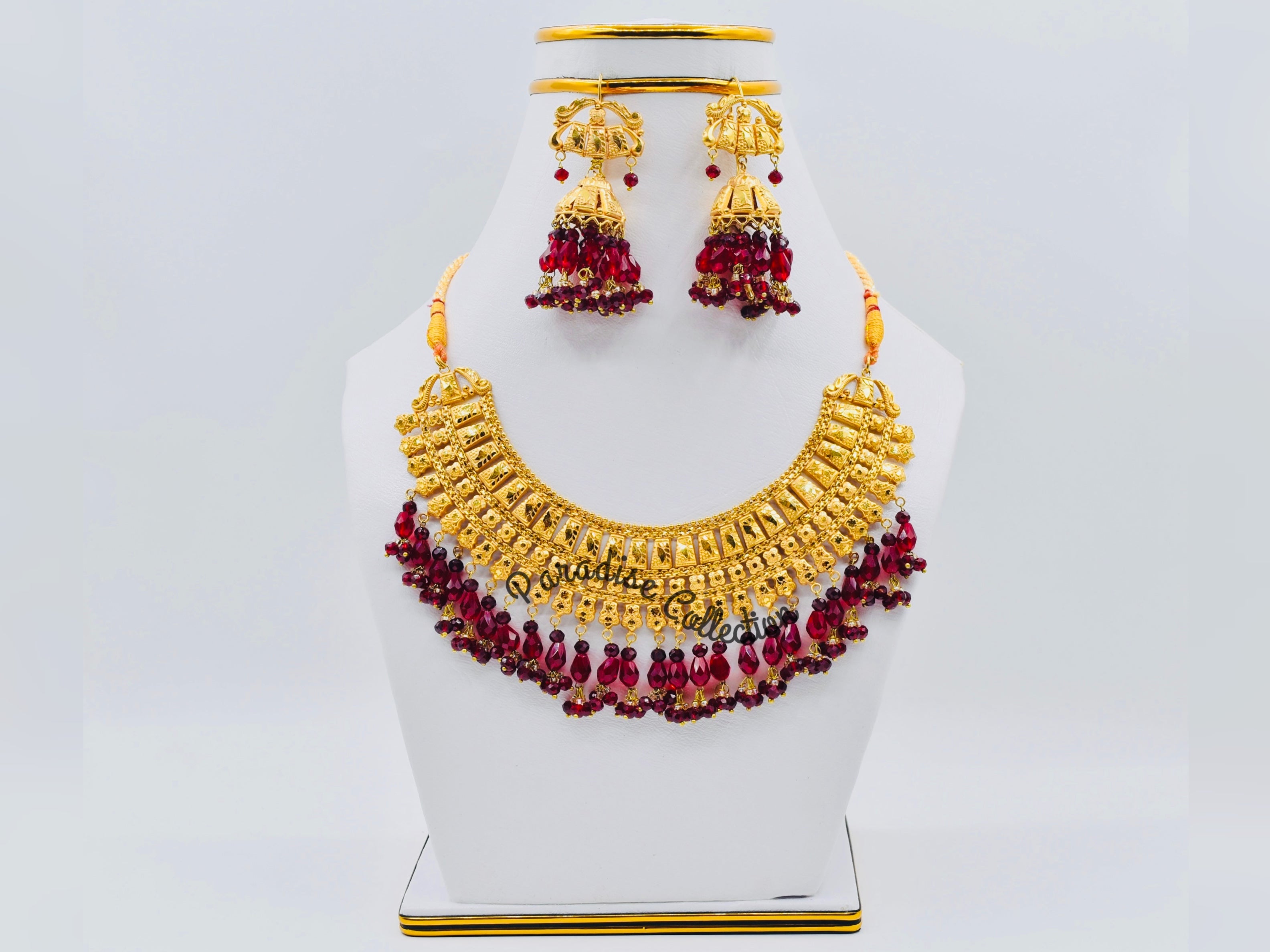 LUXURY THAT SPEAKS FOR ITSELF 💖 NECKLACE SET WITH COMPLIMENTARY JEWELRY BOX ✨