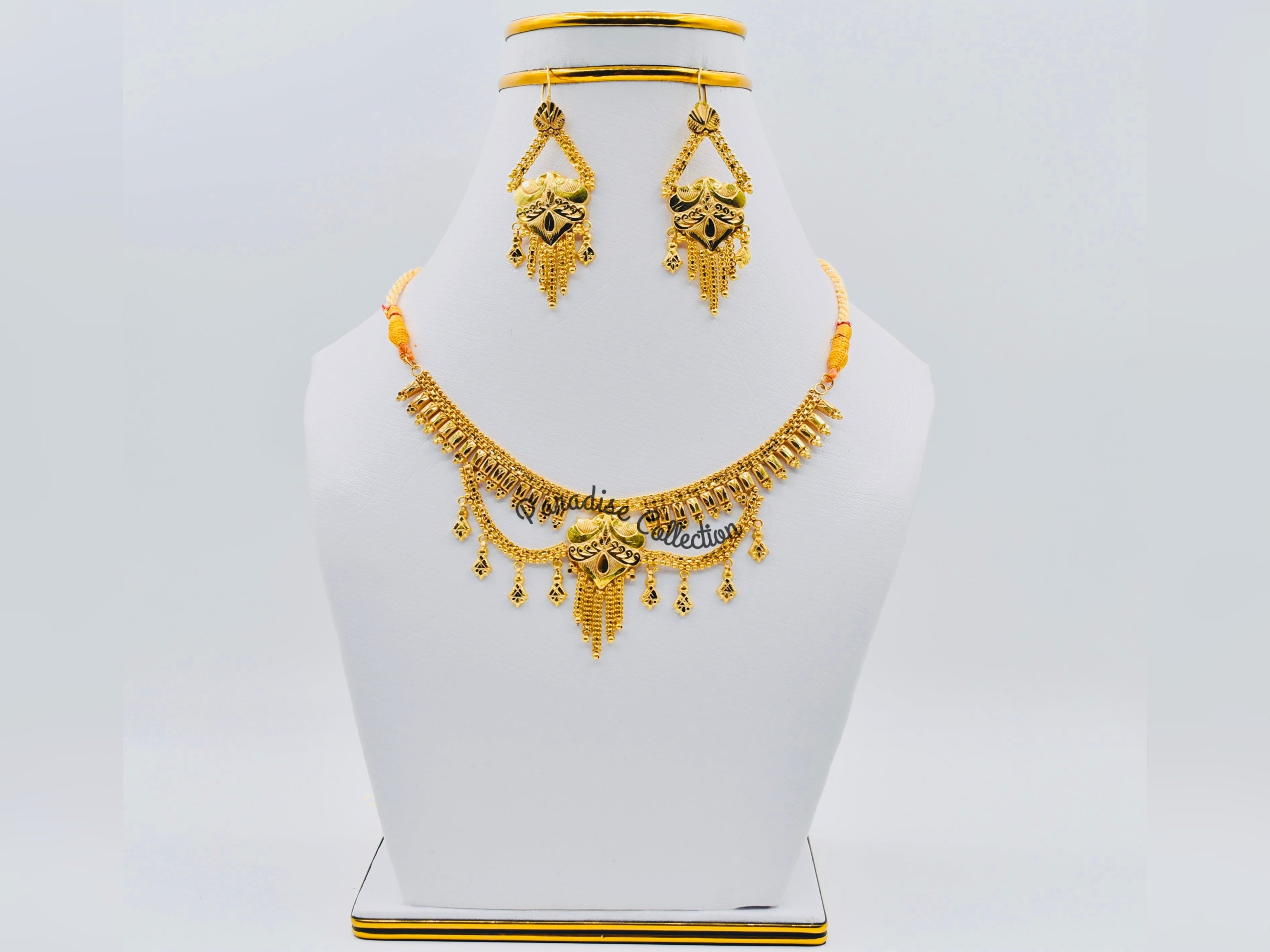 Luxury Necklace Set + Free Box — Shop Now!