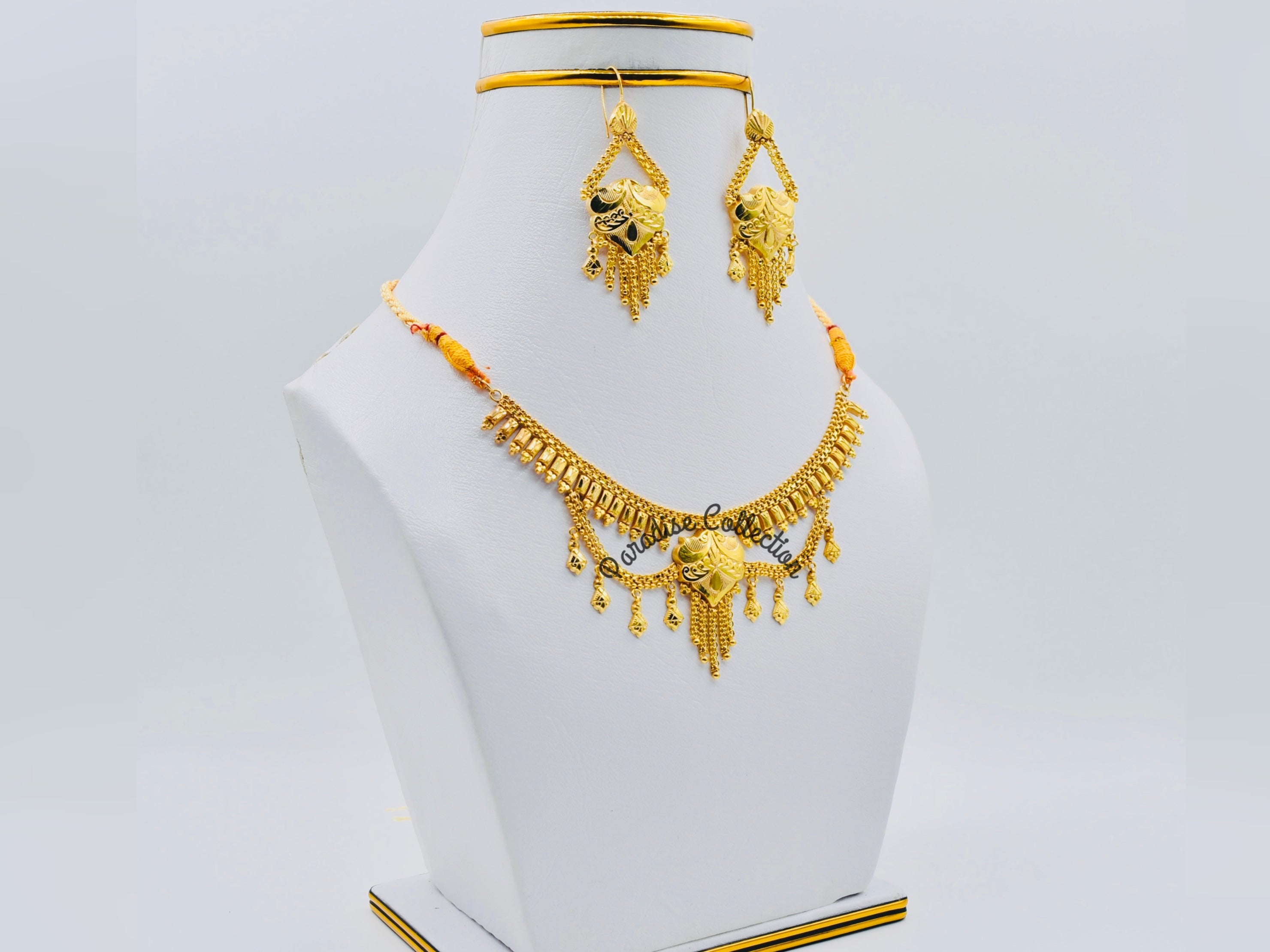 Luxury Necklace Set + Free Box — Shop Now!