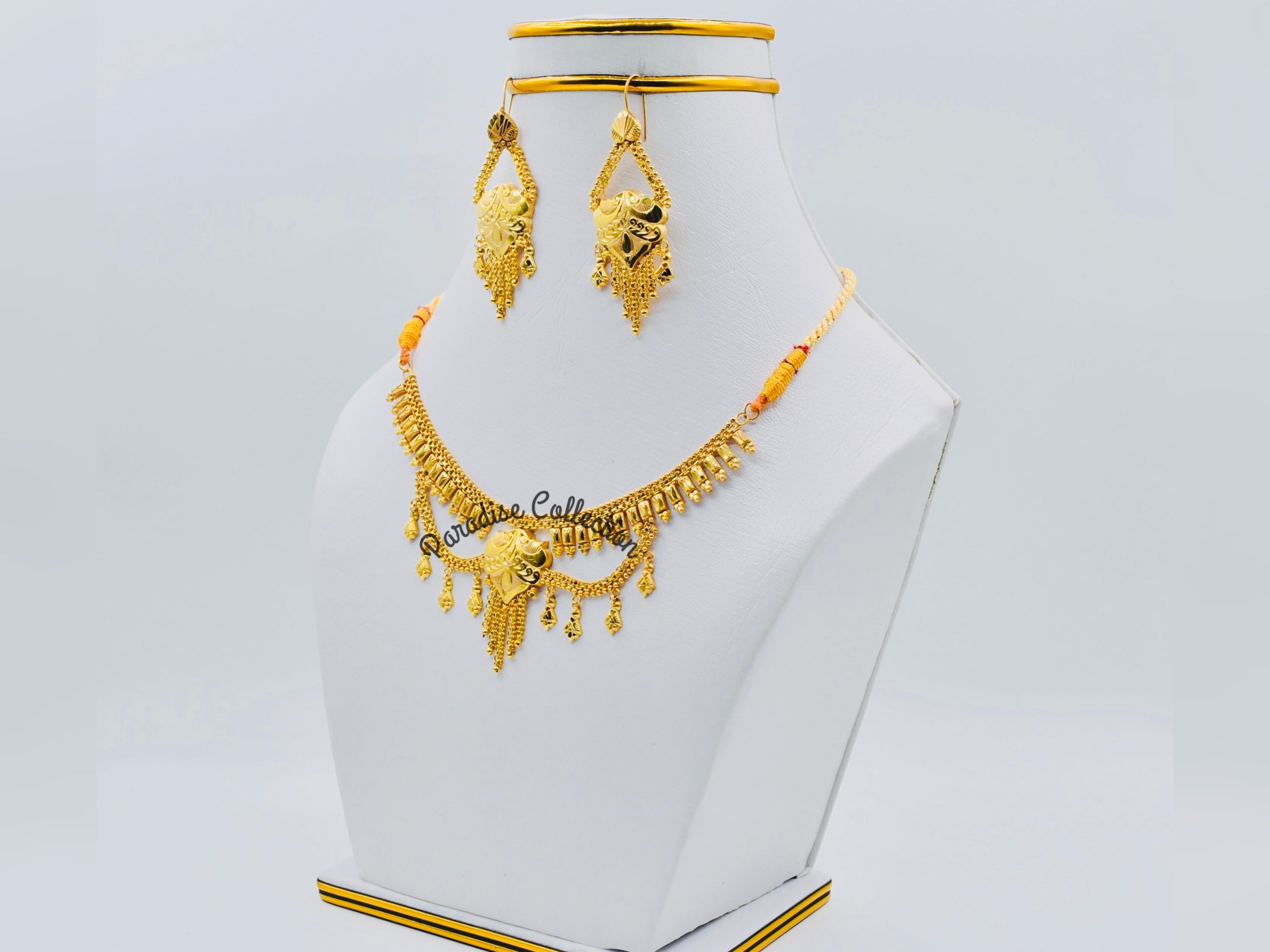 Luxury Necklace Set + Free Box — Shop Now!