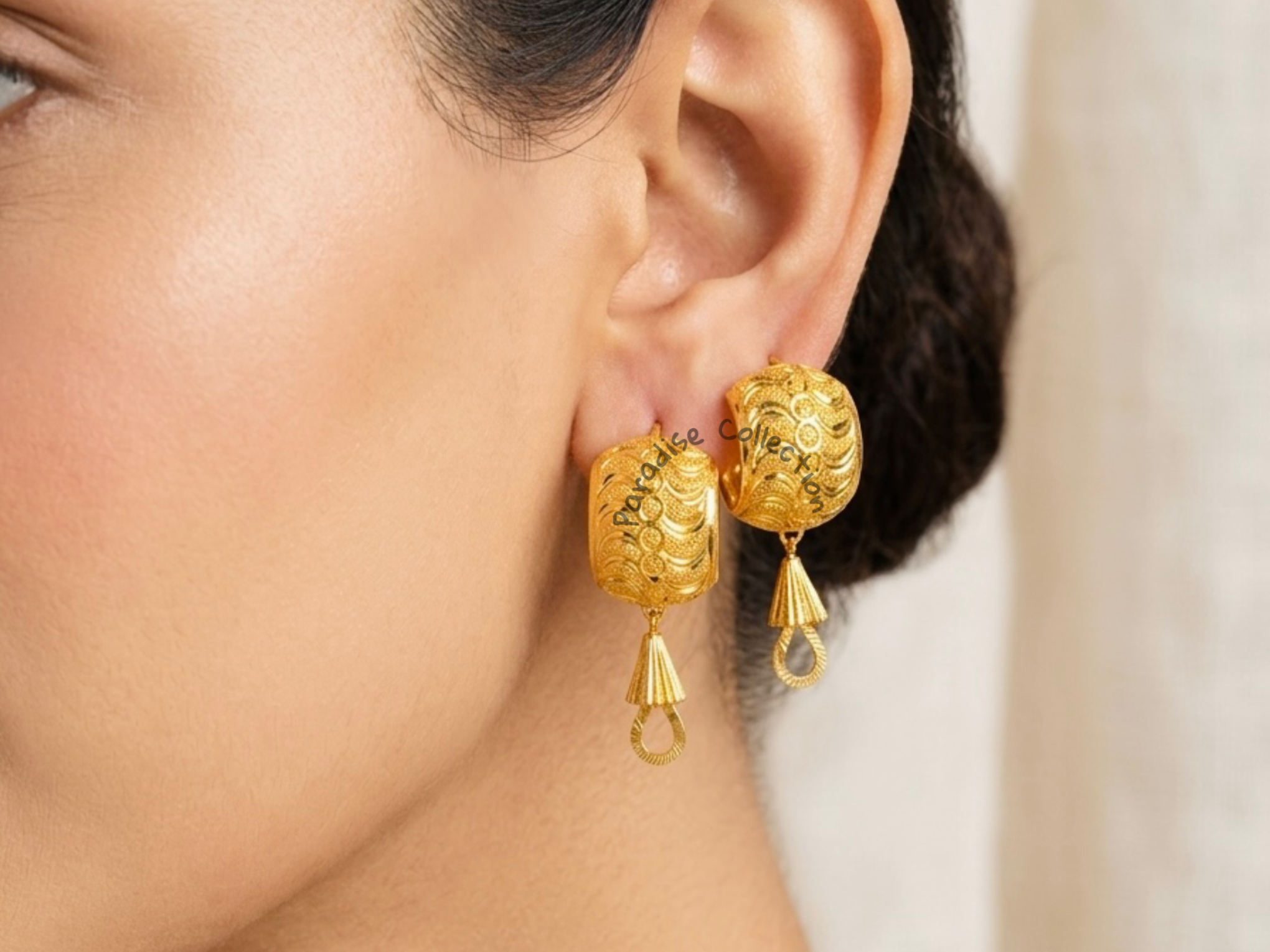 Glamorous Earrings – Free Jewellery Box Included – Beauty in Every Detail